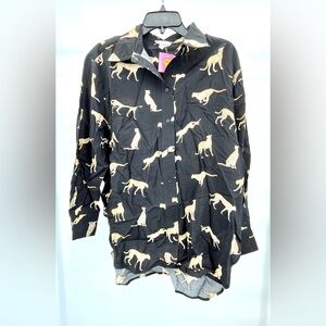 Women’s OversizedButton Down Shirt Leopard Style Dressed in LALA made by &merci